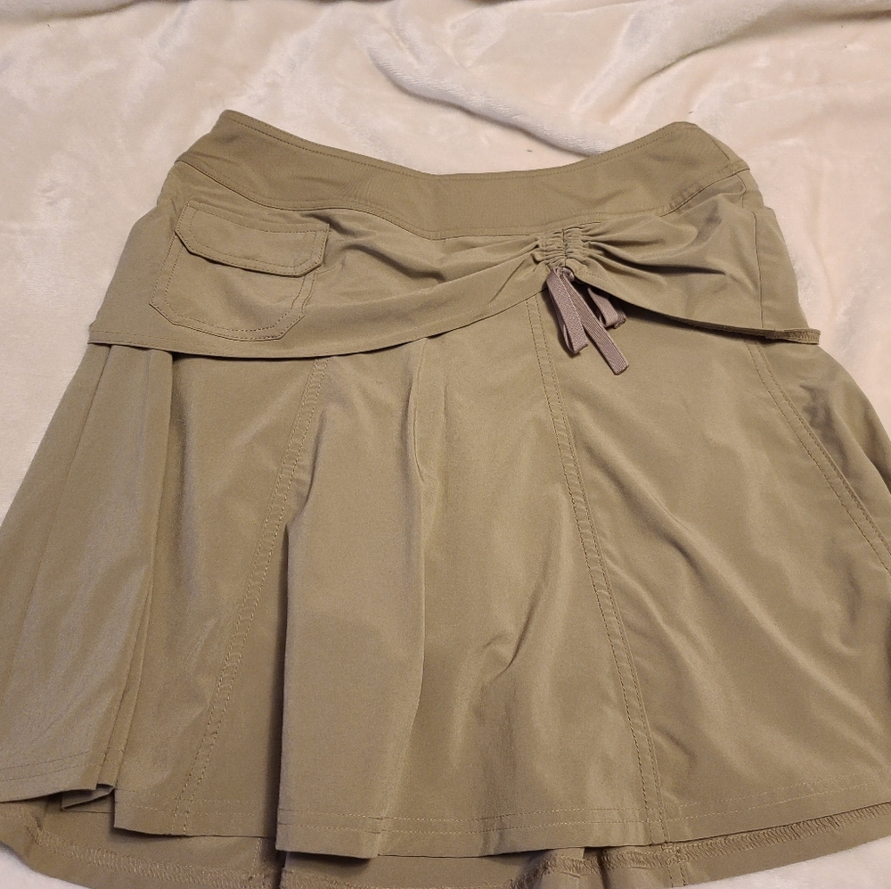 Athleta Wherever Skort Size 6